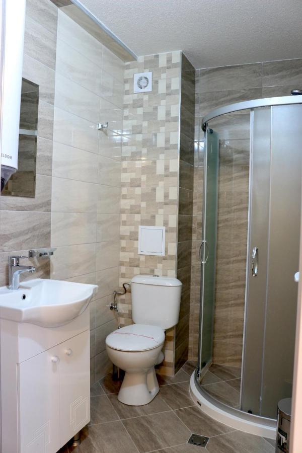 Къща За Гости Тони Slatograd Exterior foto