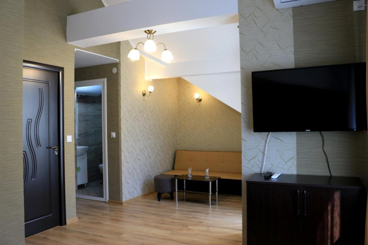 Къща За Гости Тони Slatograd Exterior foto
