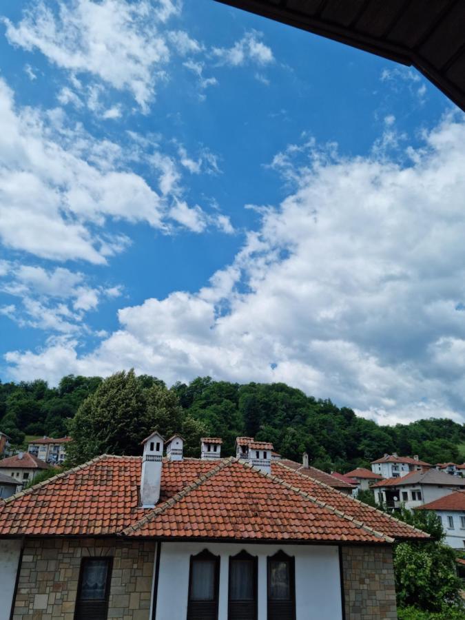 Къща За Гости Тони Slatograd Exterior foto